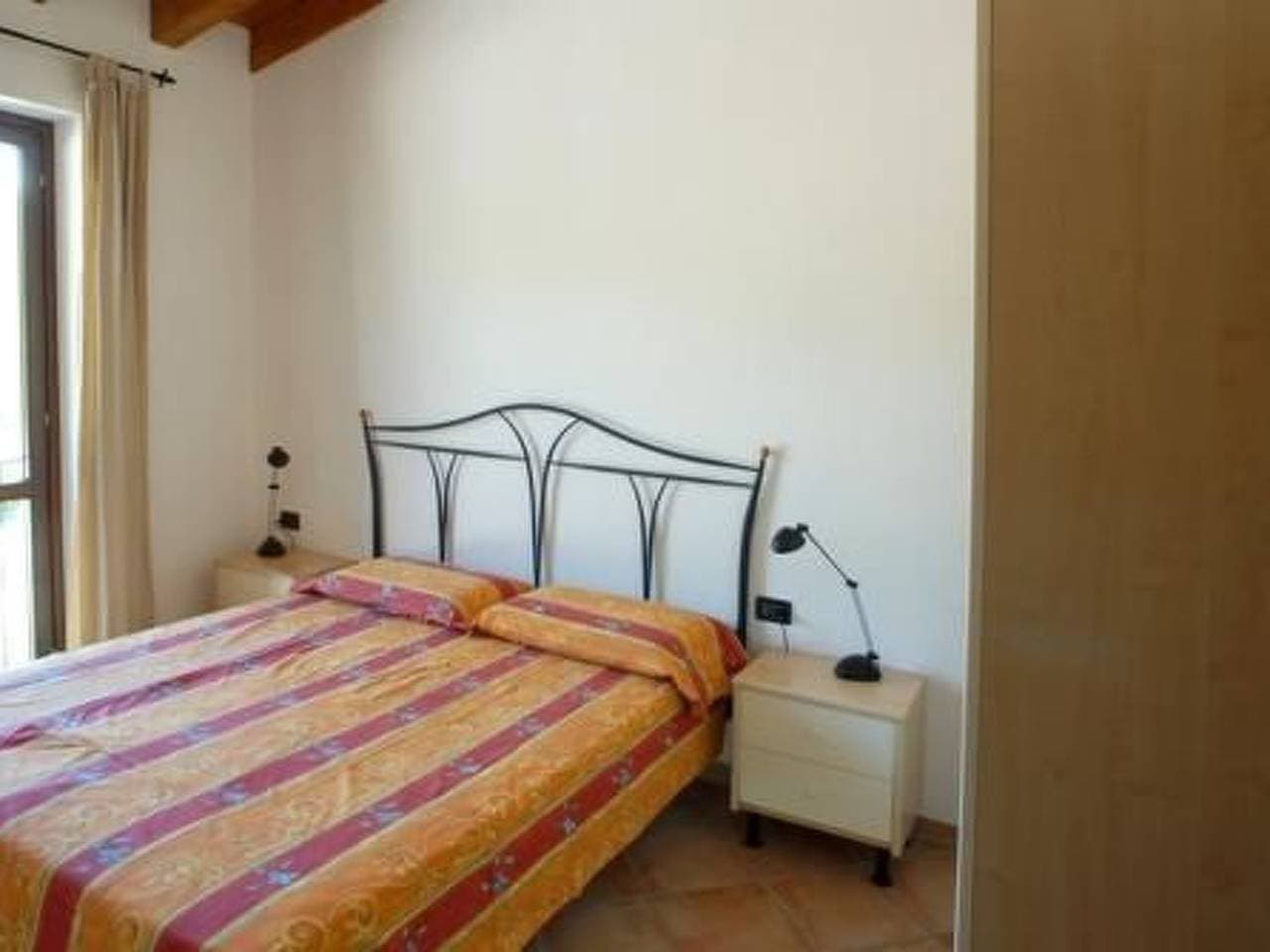 Foto 13 von 21: 'Zwei-Zimmer-Balkon
