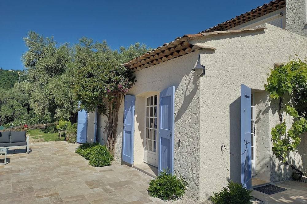 Foto 6 von 30: French Riviera, charming and romantic villa southfacing with a scenery view