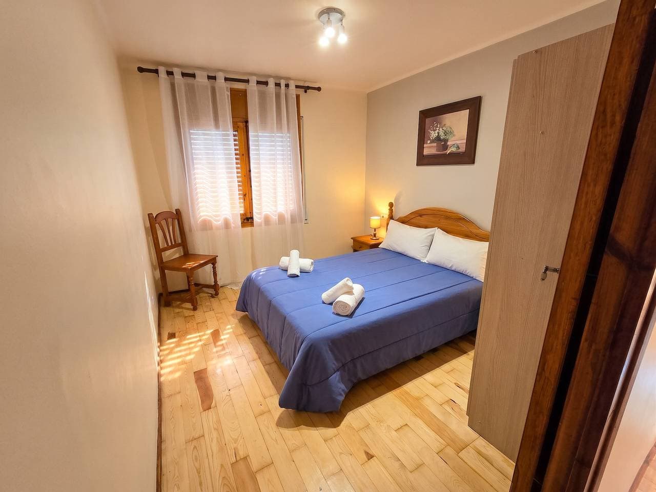 Foto 10 von 26: Gemütliche Wohnung in Alp 60 m² mit Balkon und Aussicht!
