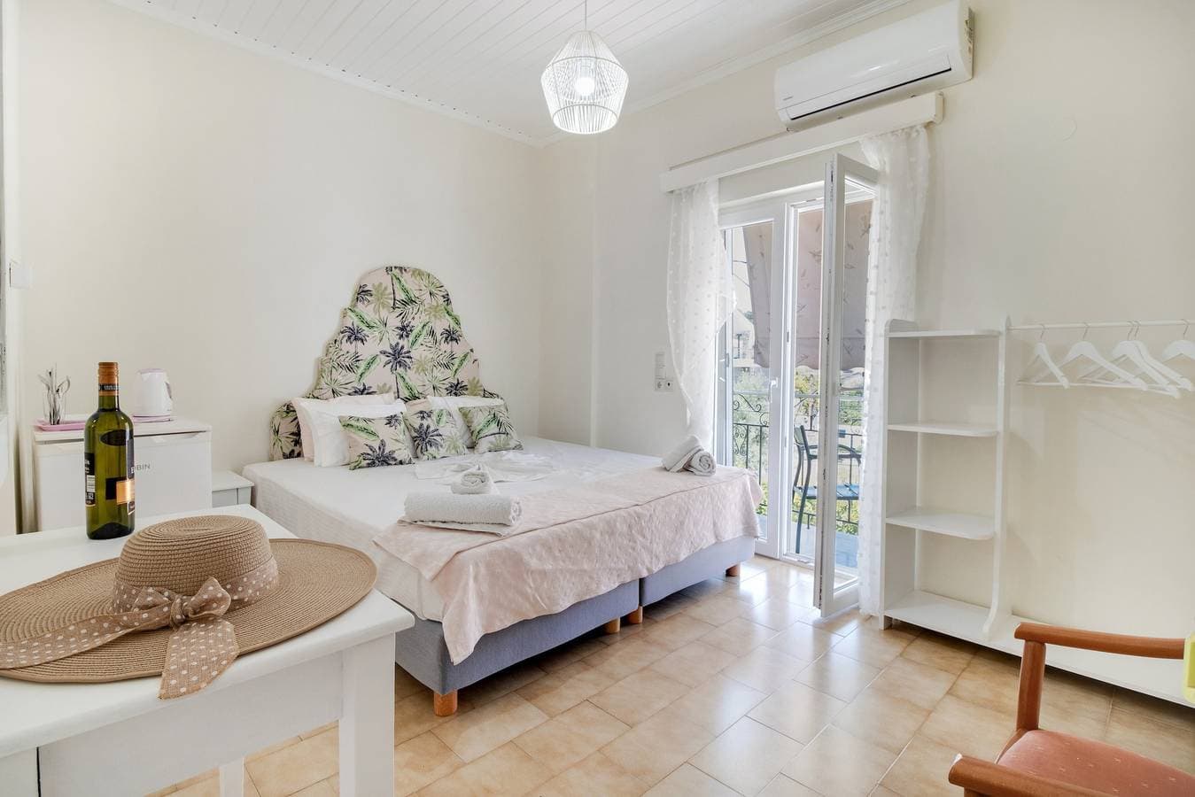 Foto 5 von 20: Zimmer 'M6 Room' mit Gemeinschaftspool, WLAN und Klimaanlage