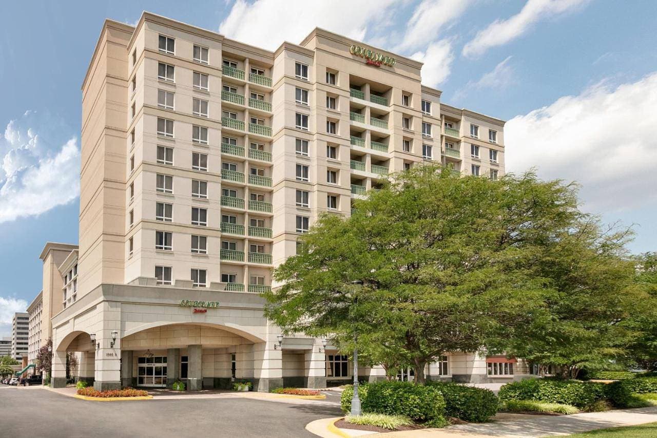 Foto 2 von 7: Courtyard by Marriott Tysons McLean