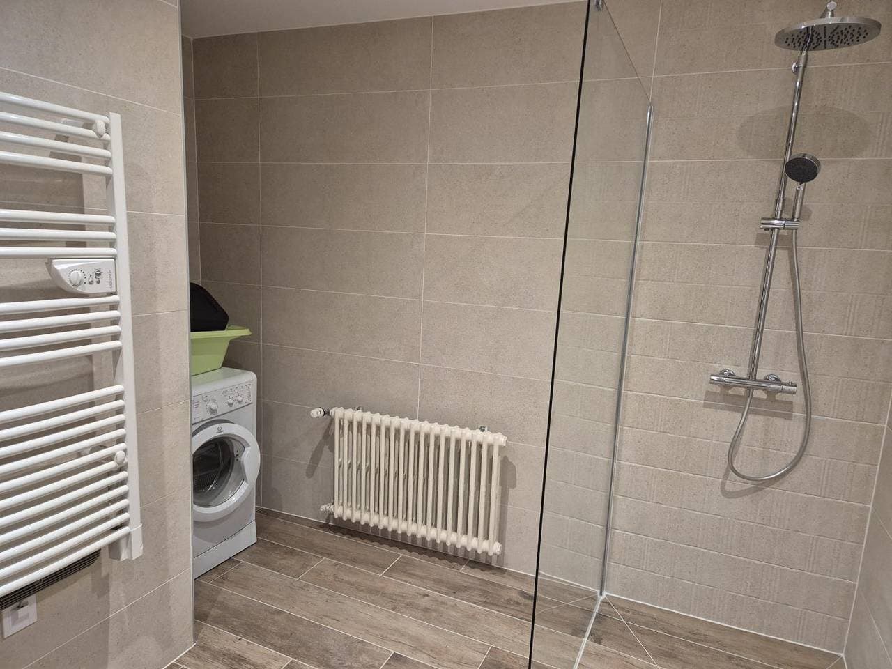 Foto 12 von 20: Gemütliche 90 qm große Wi-Fi Gite mit Garten und Kamin.