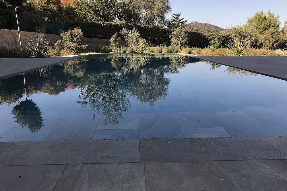 Casa Catalina neue Villa klimatisierte Herz Dorf Garten Pool Meer und Berge 1