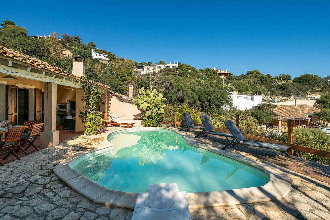Foto 7 von 42: Ferienhaus für 6 Personen mit Pool