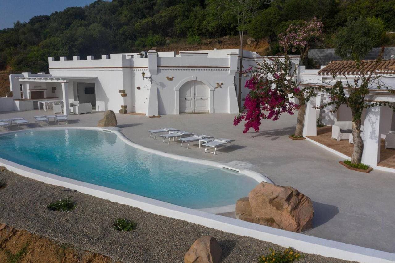 Foto 6 von 89: Villa with Private Pool