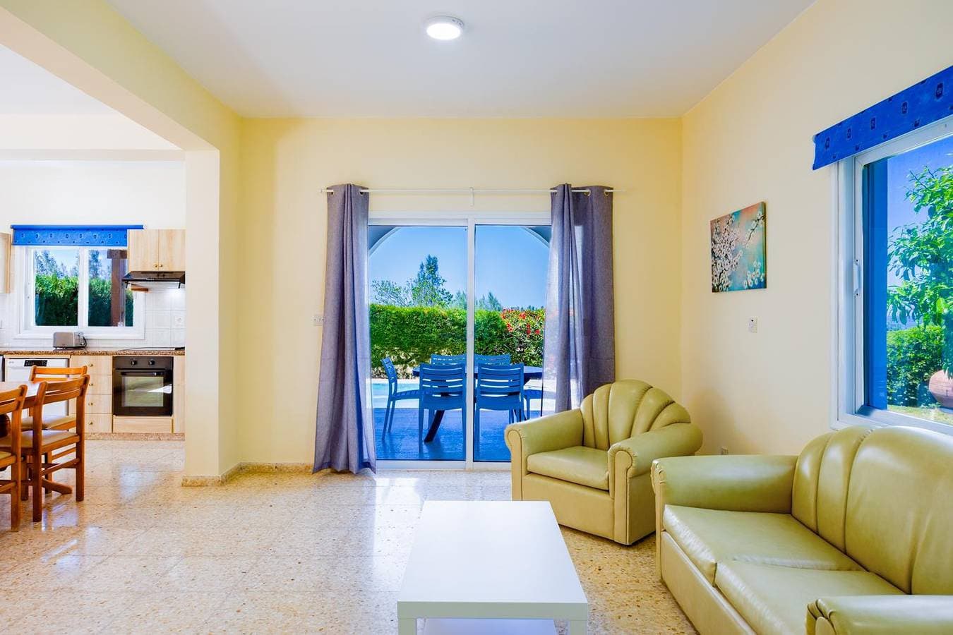 Foto 5 von 33: Villa für 4 Personen mit Balkon