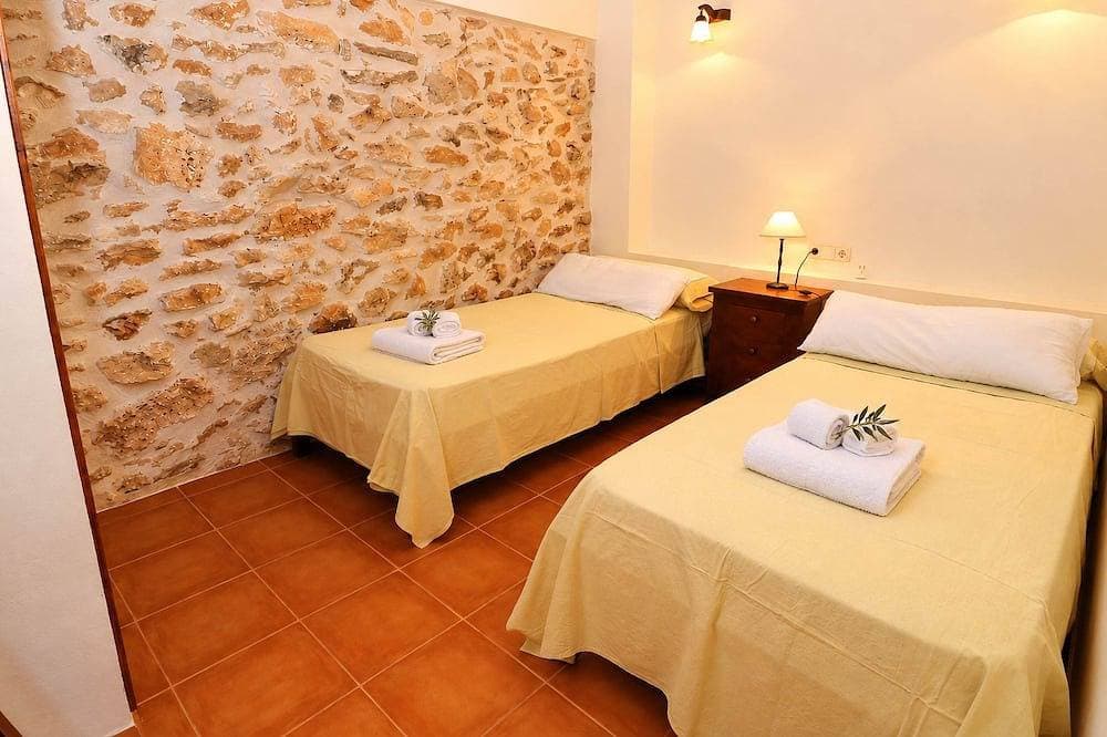 Foto 4 von 25: Can Cova 413 rustikale Finca mit privatem Pool, Terrasse, Klimaanlage und W-Lan