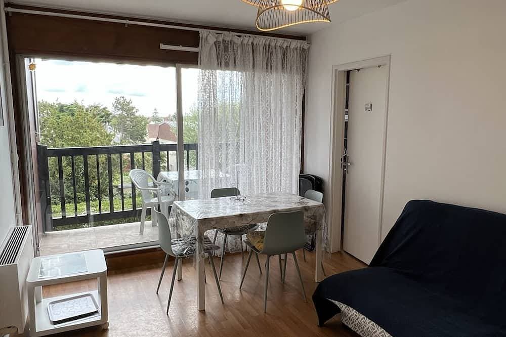 Meerblick! Südbalkon, 70m zum Strand, 2-Zimmer-Wohnung für 5 Personen mit Aufzug 1