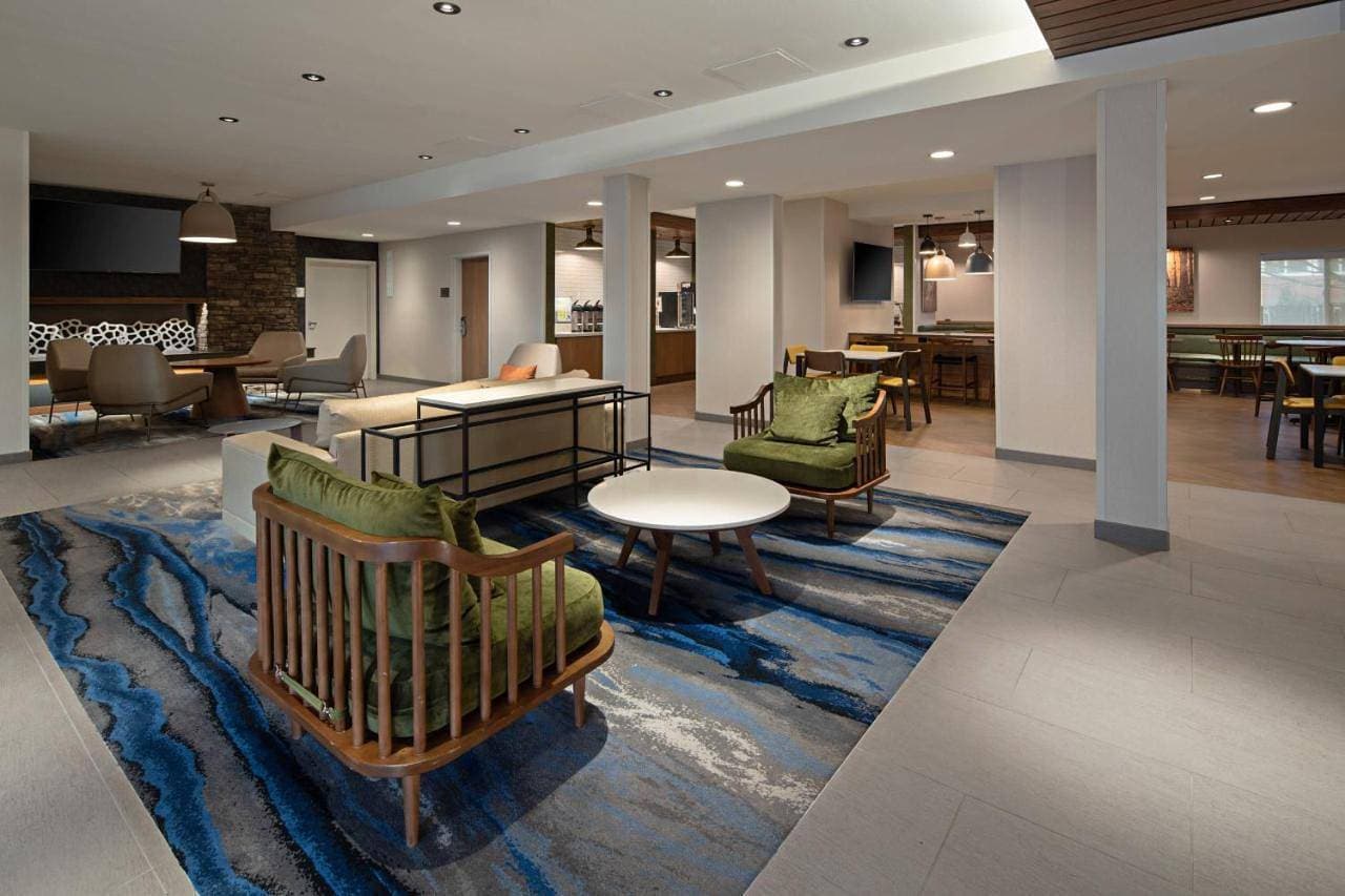 Fairfield by Marriott Inn & Suites Seattle Sea-Tac Airport 1