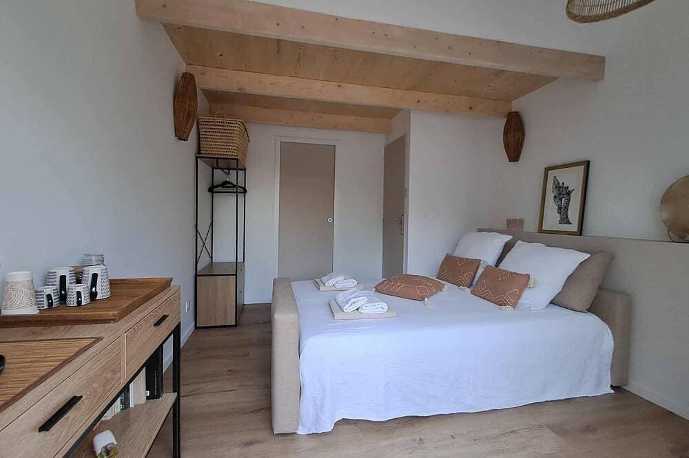 Foto 2 von 29: Separate room with pool access