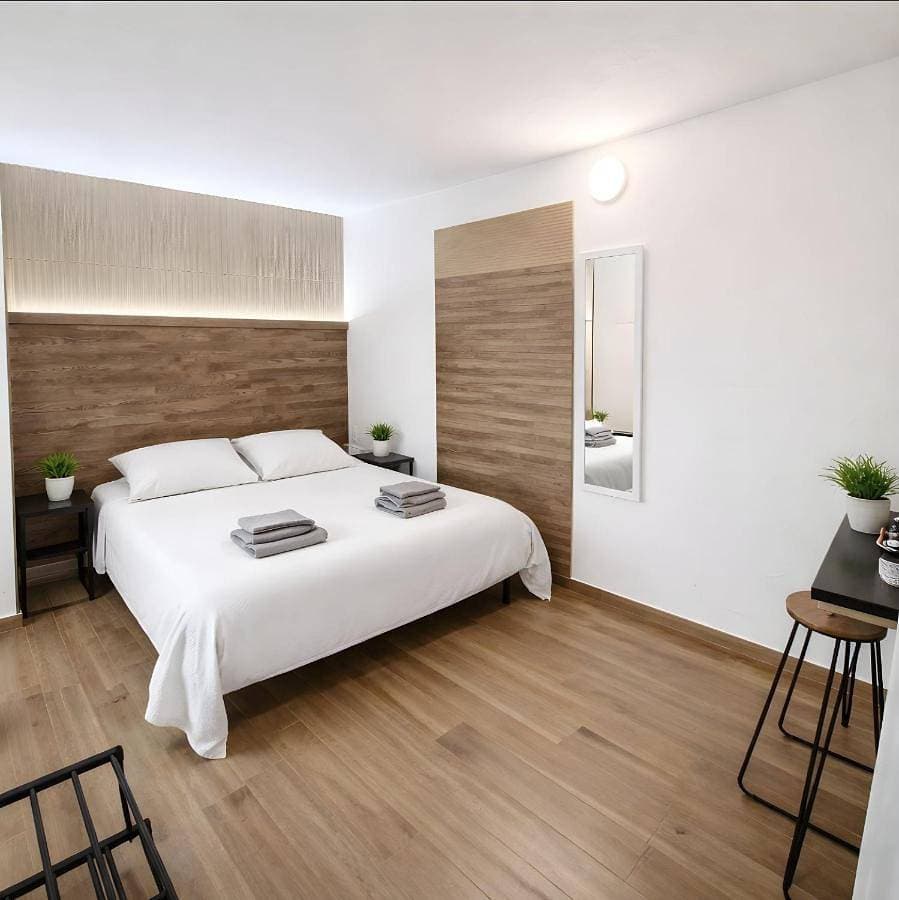 Foto 5 von 16: Double Room with Patio