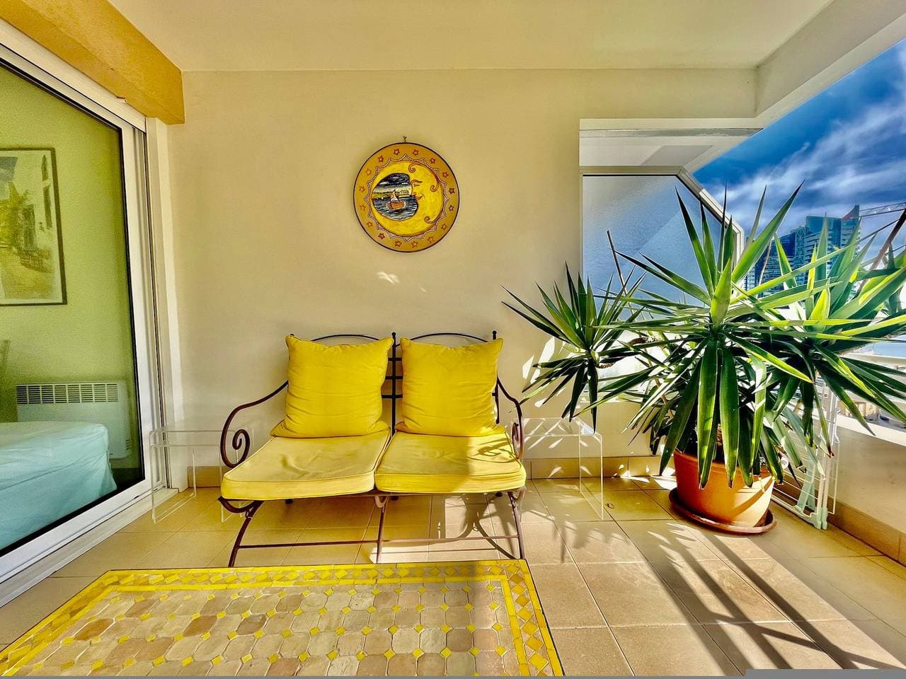 Foto 9 von 22: Ferienwohnung für 4 Personen mit Terrasse