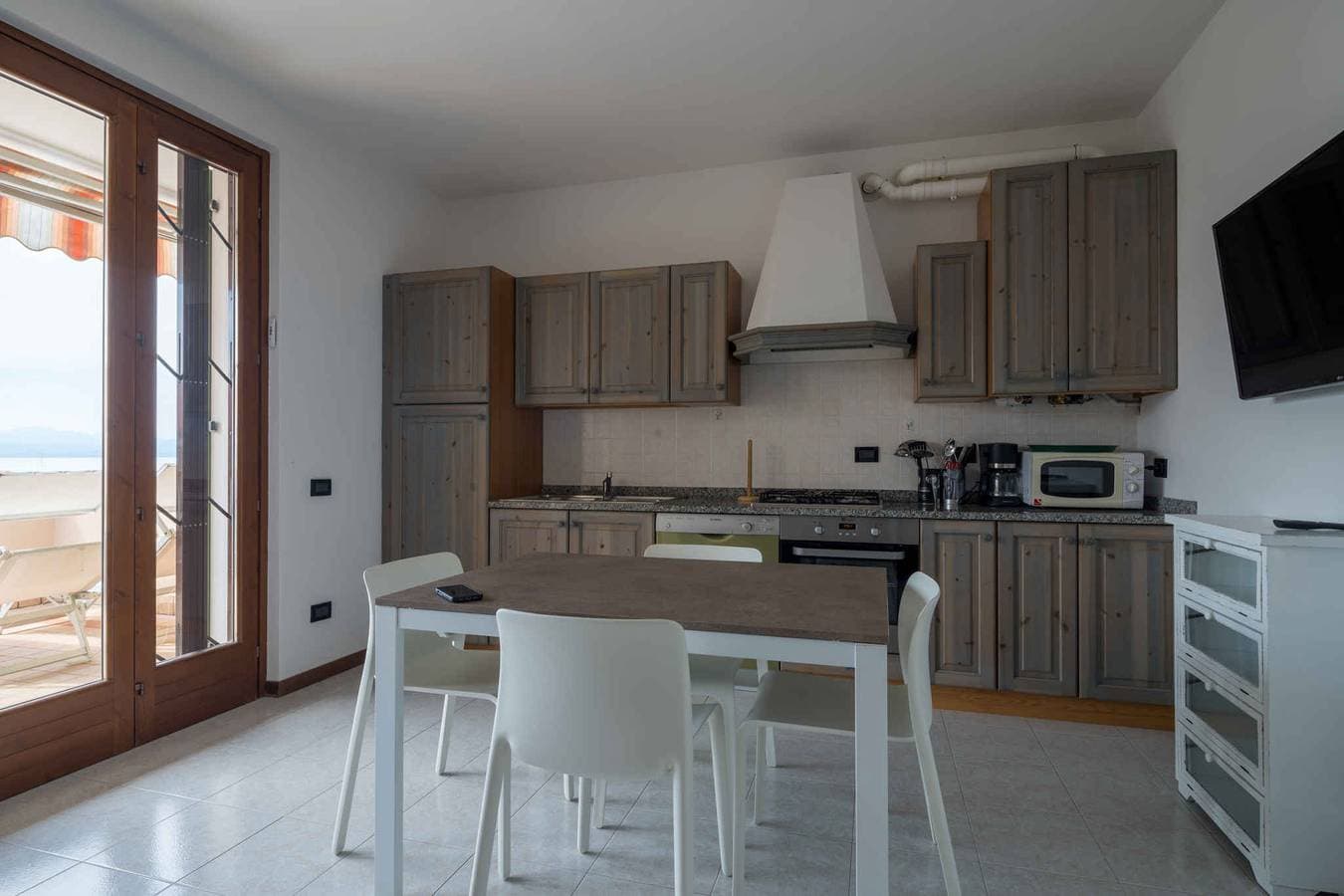 Foto 5 von 20: Ferienwohnung mit Blick auf See