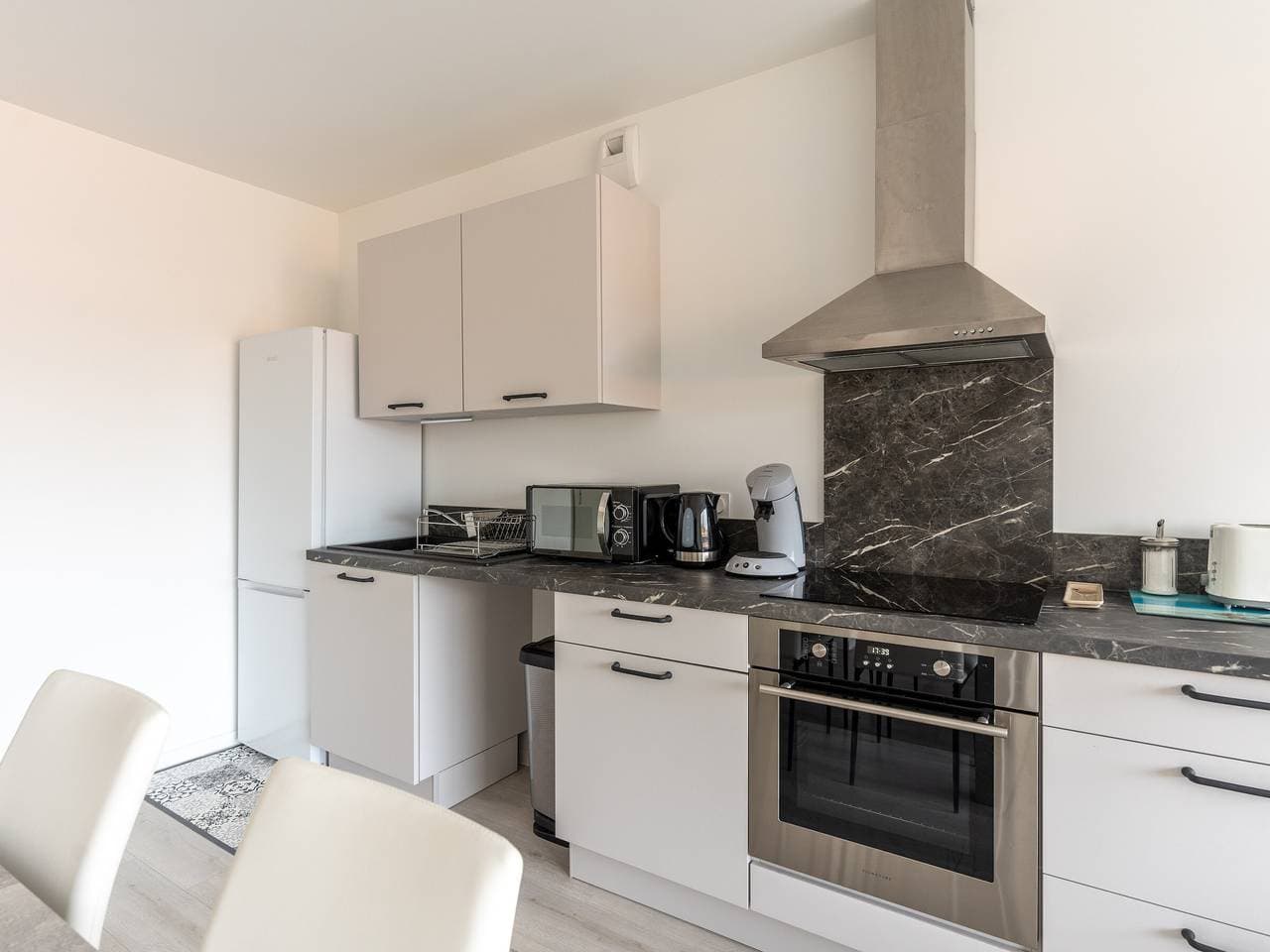 Foto 4 von 15: Neues Apartment für 4 im Zentrum von Mimizan mit Parkplatz