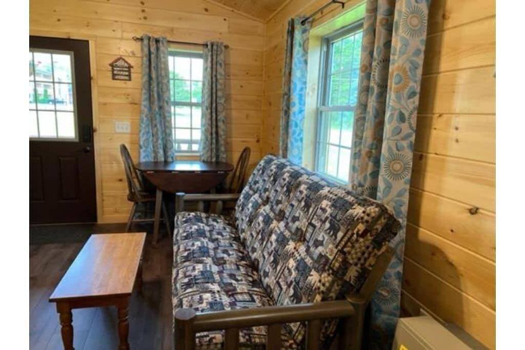 Foto 3 von 14: Lincoln Log Cabins - Baby Bear