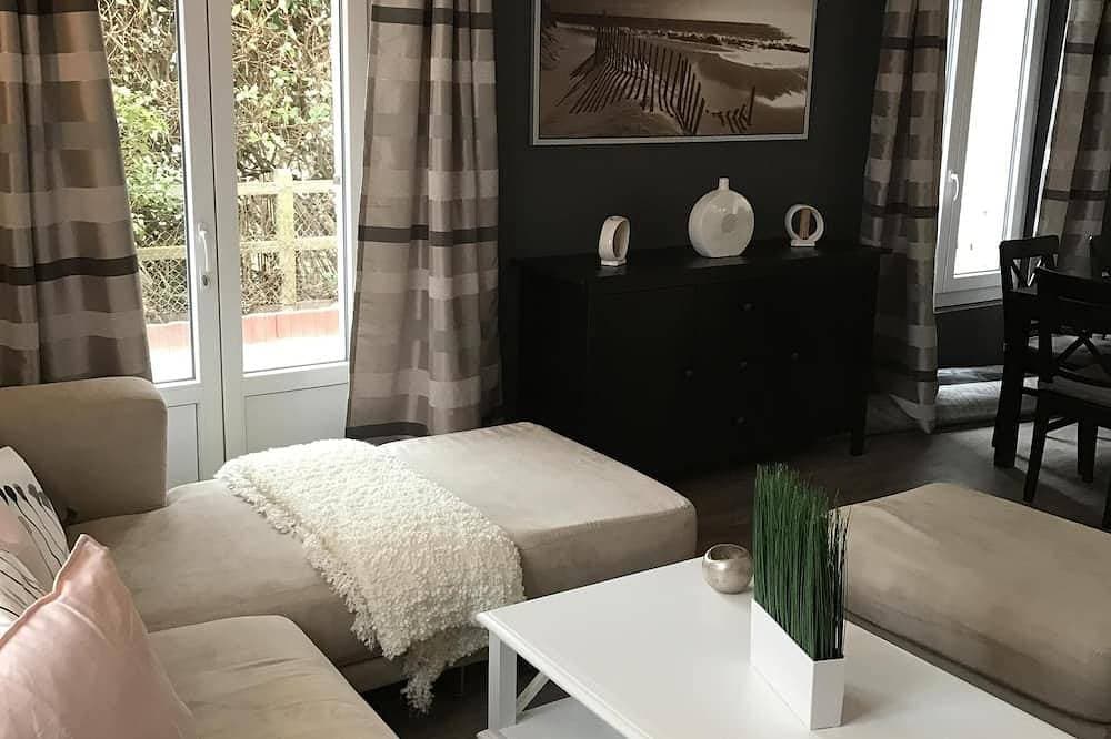 Foto 7 von 18: Das Meer und der Strand direkt vor der Villa, in einer sehr ruhigen Gegend