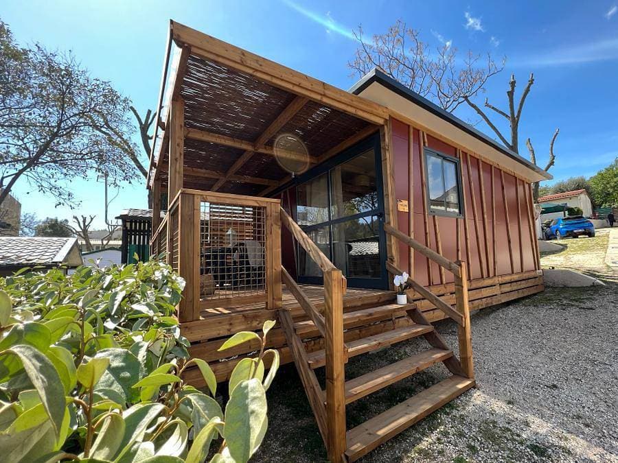 Foto 8 von 40: Camping Parc des Fontanettes - Mobilheim 2 personen - Vernette Mh 18M² 1Ch 2Pers