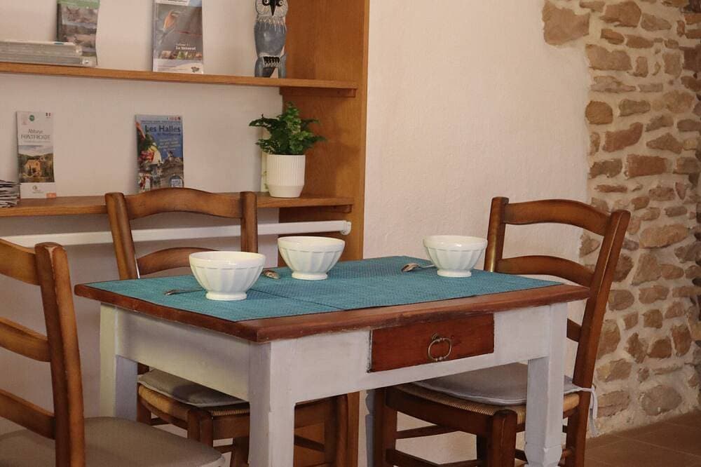 Foto 10 von 19: Ein Ferienhaus Senteurs De Garrigue bietet Ruhe und Frieden in einer Ecke der Natur