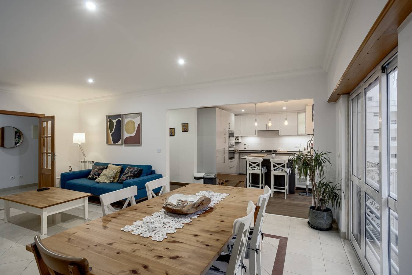 Carcavelos Bright & Modern Apartment 1