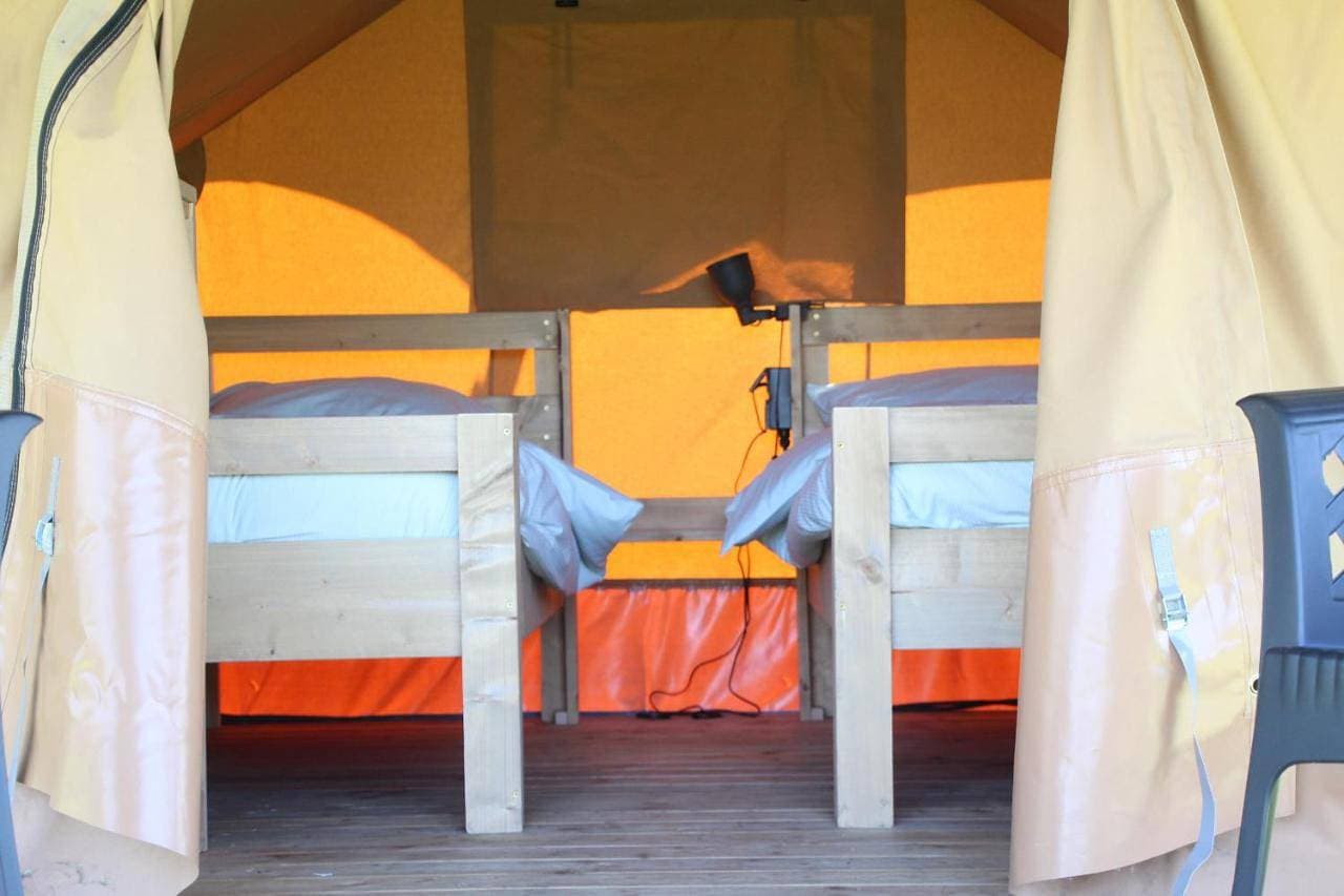 Foto 8 von 10: Tent