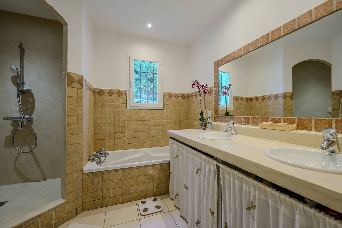 Foto 6 von 22: Ferienhaus für 8 Personen mit Pool