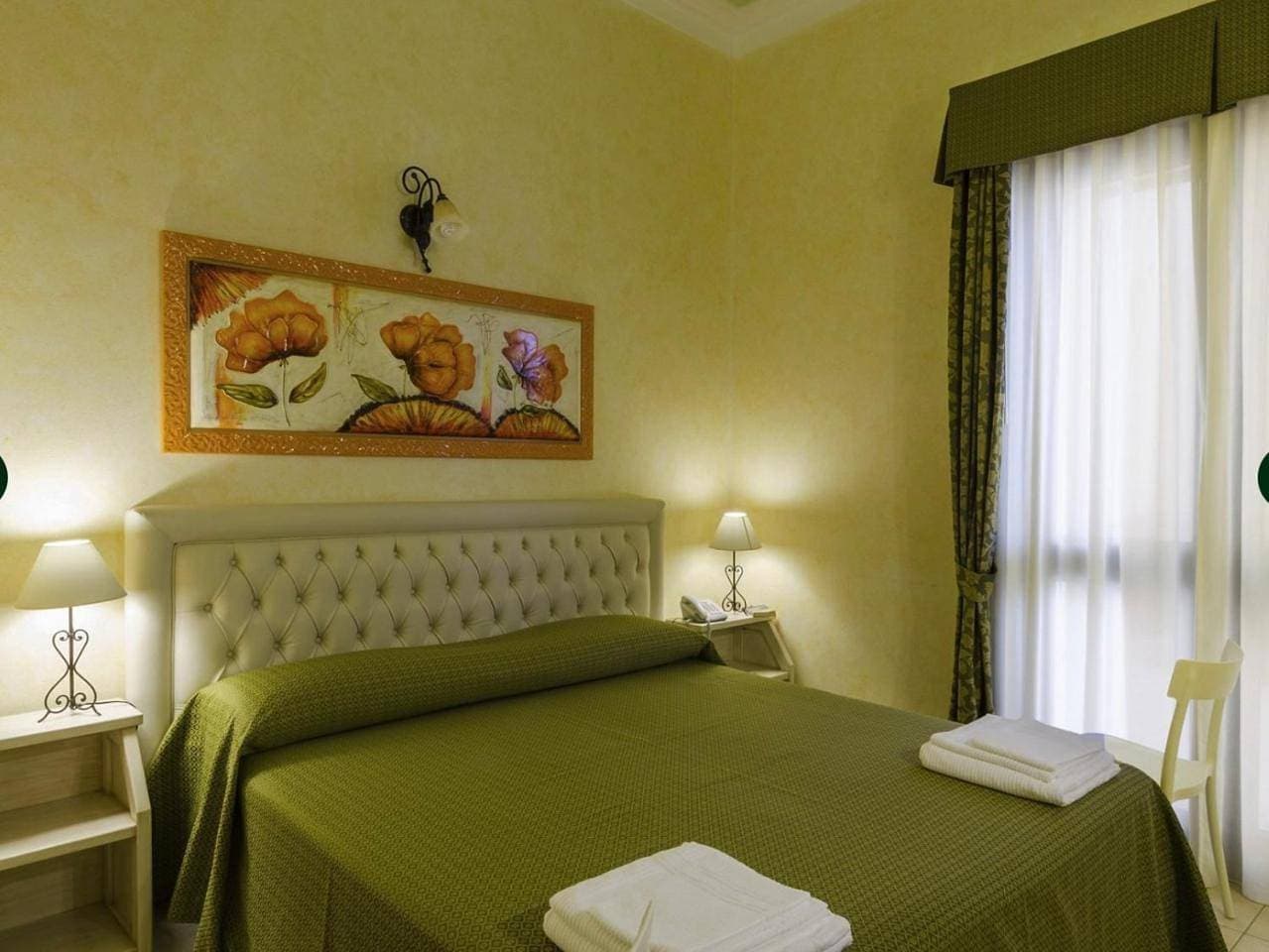 Foto 11 von 12: Double or Twin Room