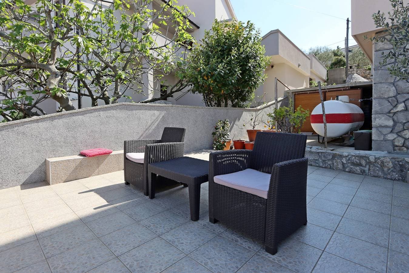 Foto 8 von 23: Zimmer mit Terrasse und Meerblick Vrbnik, Krk S-5299-a