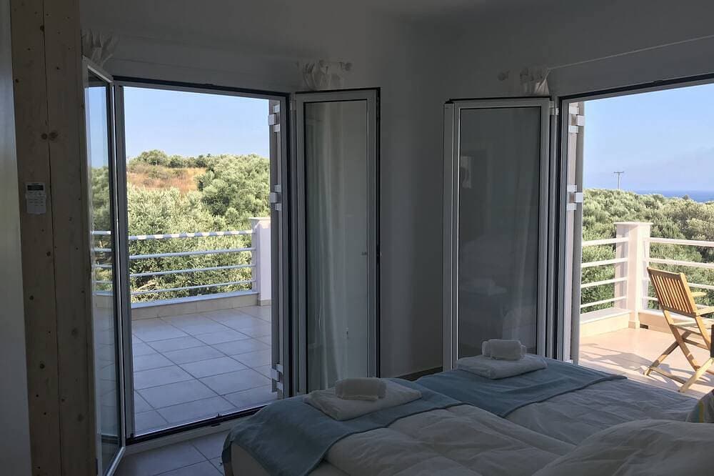 Foto 7 von 30: Villa Elia Luxusvilla mit privatem Infinity-Pool, Terrassen, Tal- und Meerblick