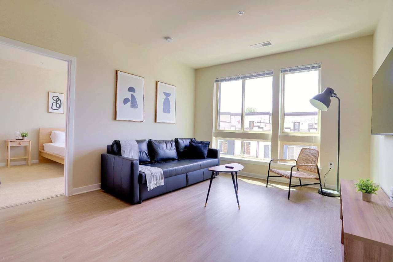 Apartment w 2BR and Amazing Building Facilities! 1