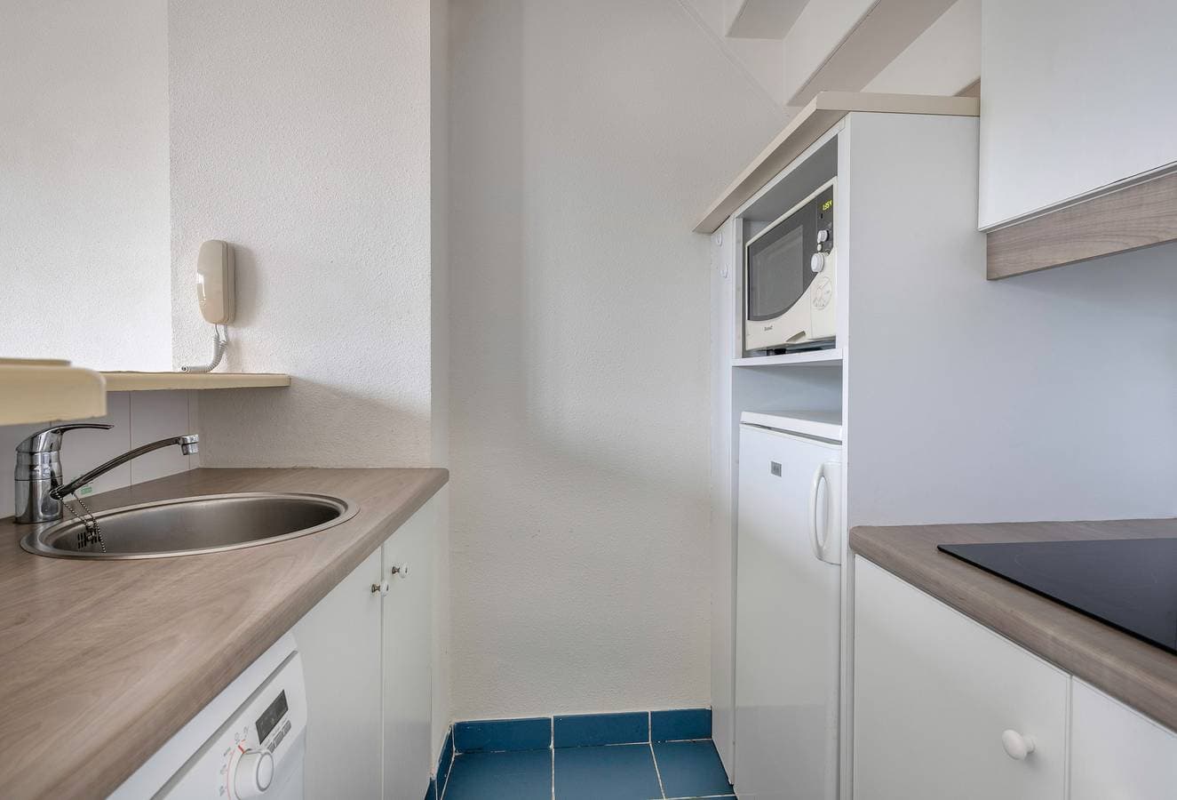 Foto 4 von 22: Gegenüber der Marina, Haus für 6 Personen, Pool