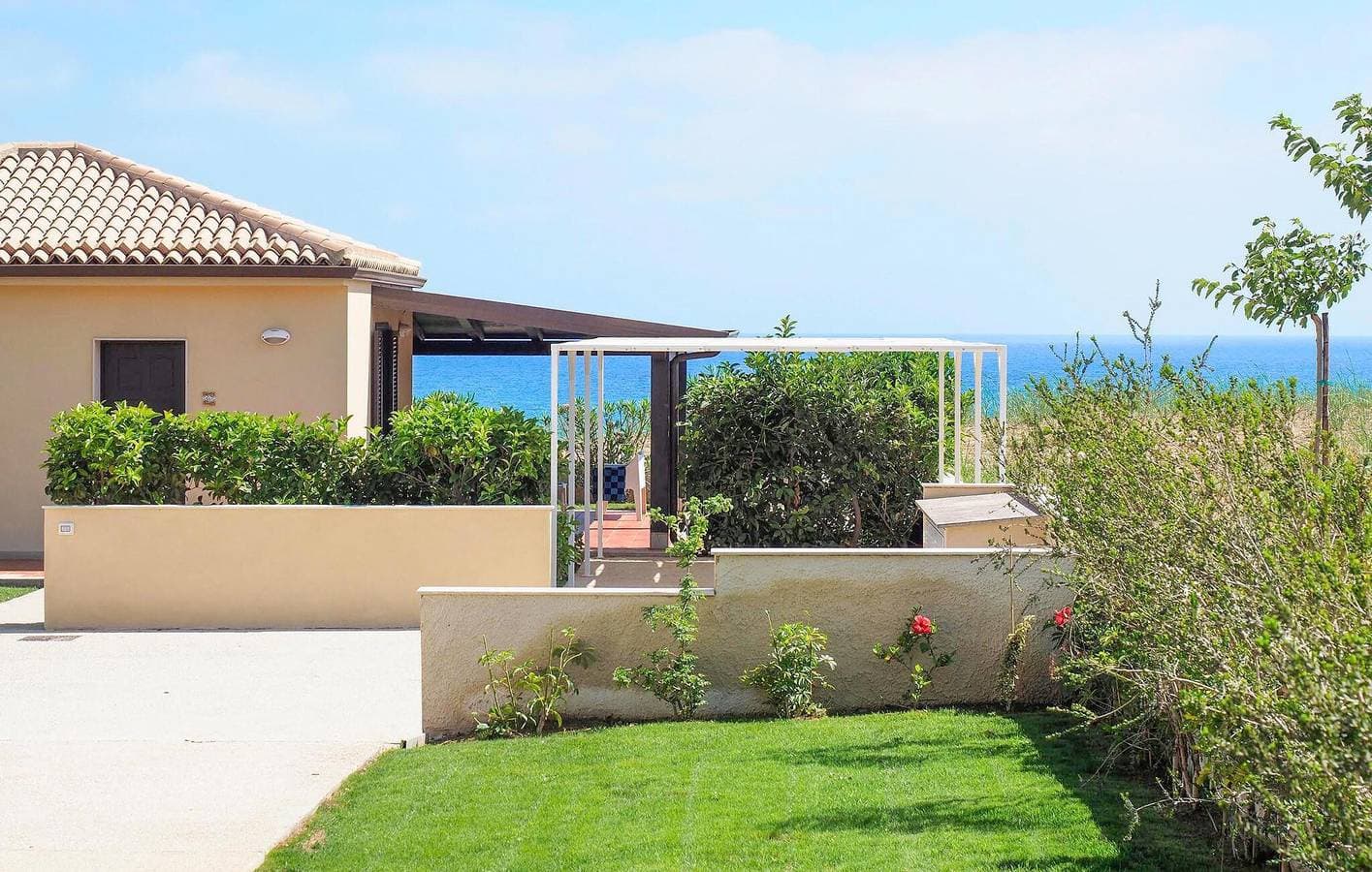 Foto 11 von 26: Apartment mit Meerblick, AC, Parkplatz, Terrasse & WiFi - 1km zum Maganuco Strand