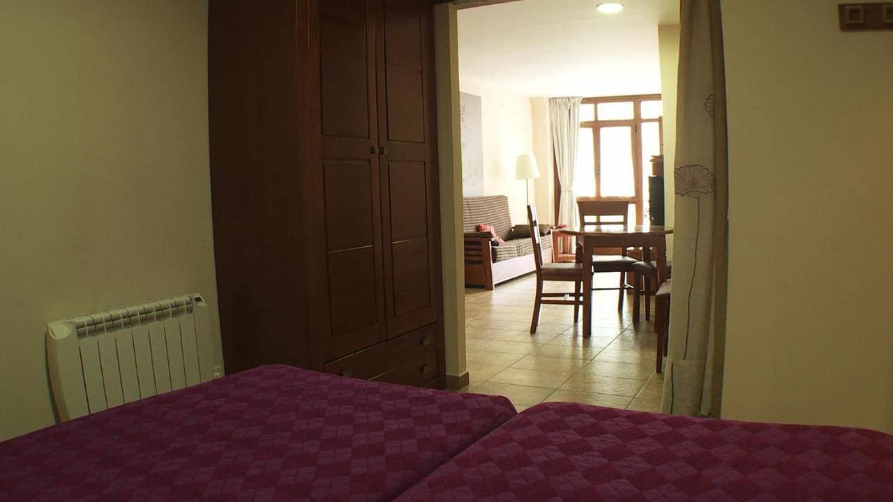 Foto 7 von 10: Two-Bedroom Apartment