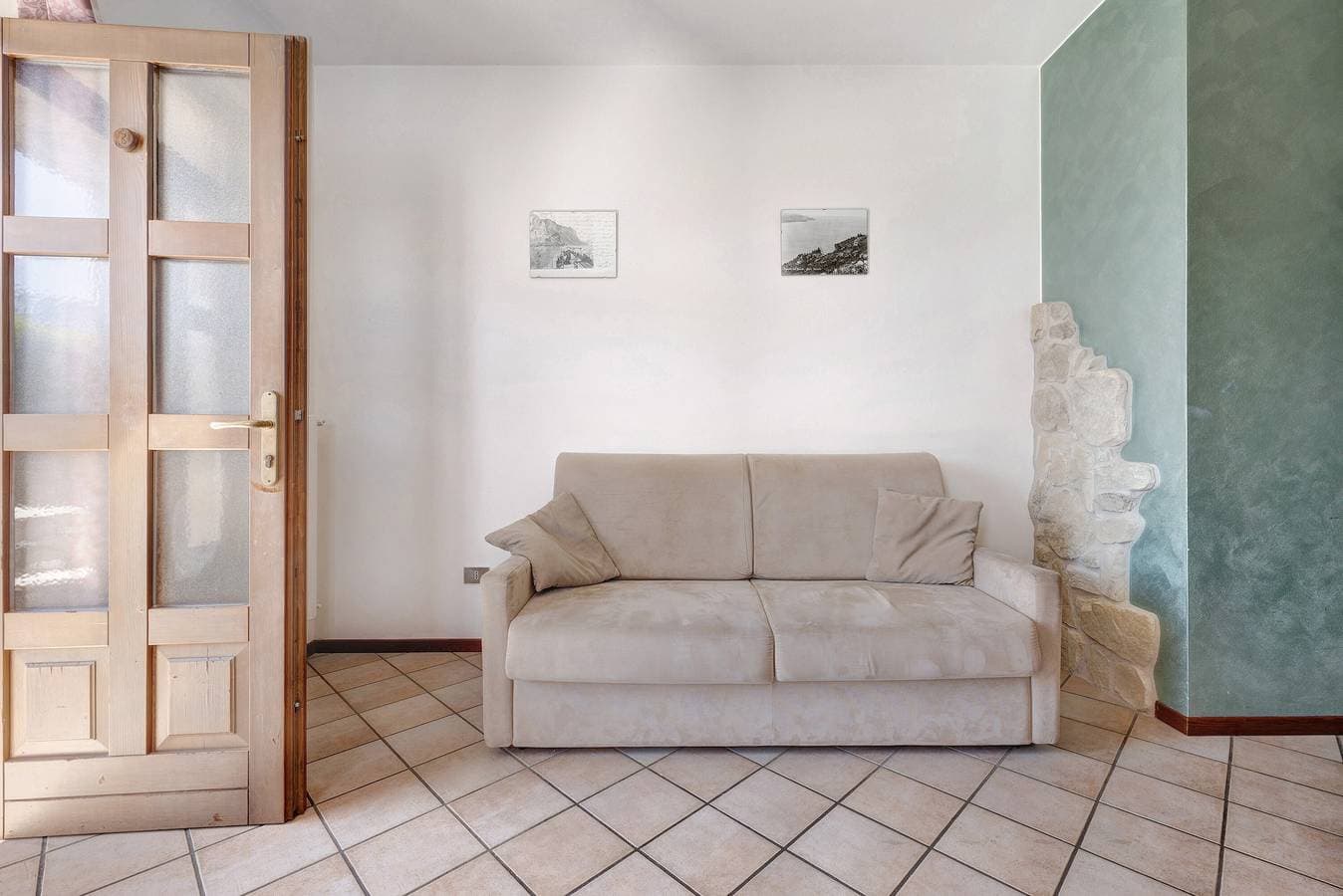Foto 10 von 34: Ferienwohnung 'Rustico Spagnol 3' mit Seeblick, Pool und WLAN