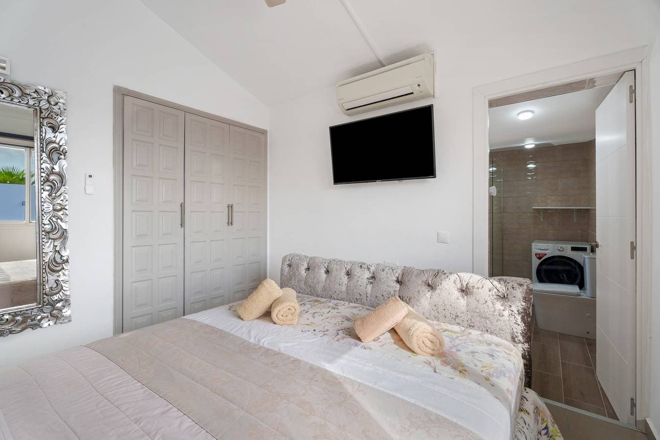 Foto 13 von 32: Ferienvilla 'Casa Zara' mit Meerblick, WLAN und Klimaanlage