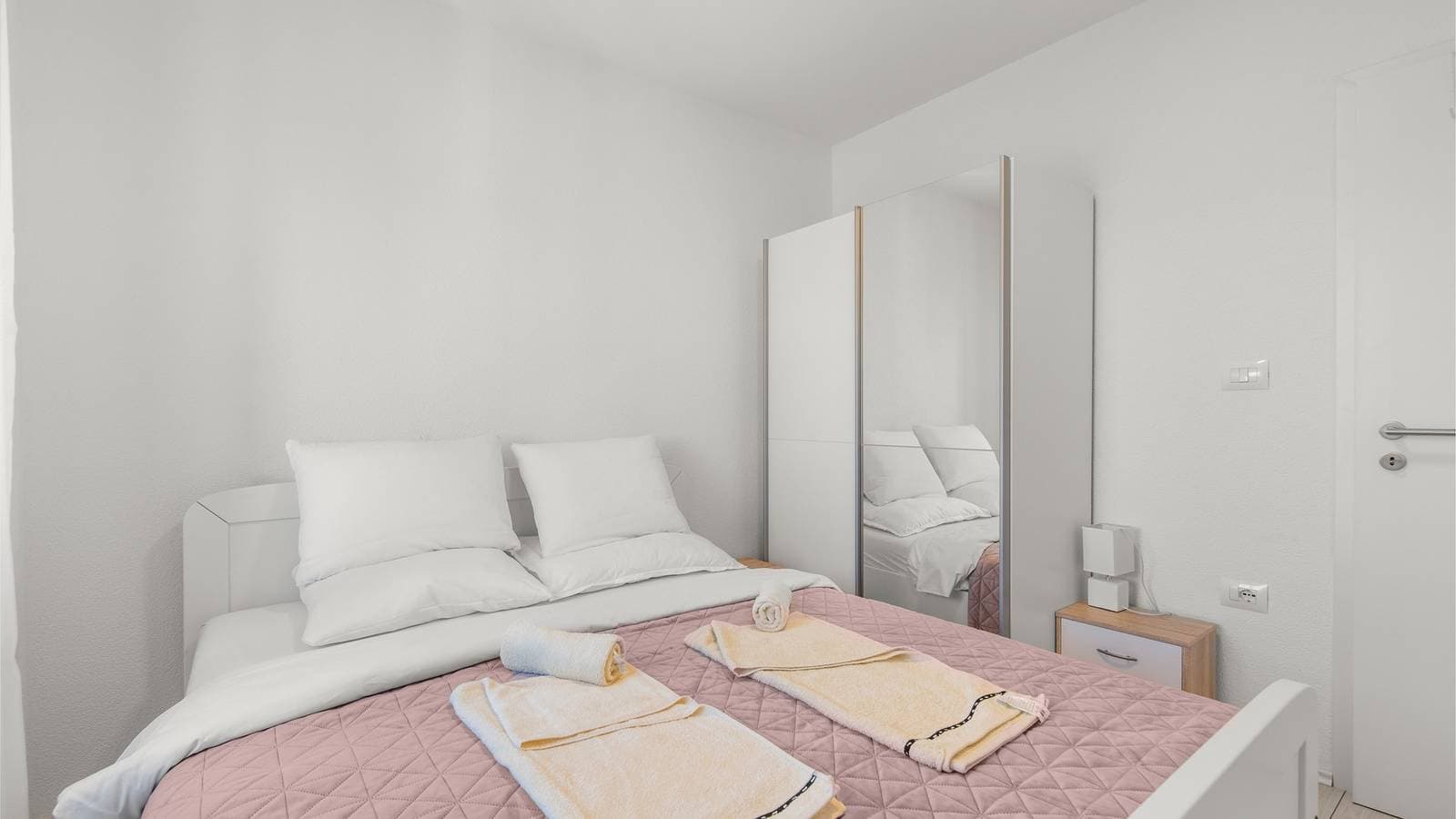 Foto 5 von 13: Ferienwohnung für 4 Personen mit Balkon/Terrasse