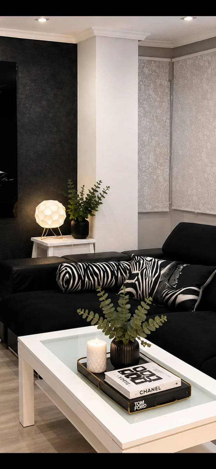 Foto 10 von 19: Modernes Apartment mit Jacuzzi und Stadtblick in Almería, 80 m²