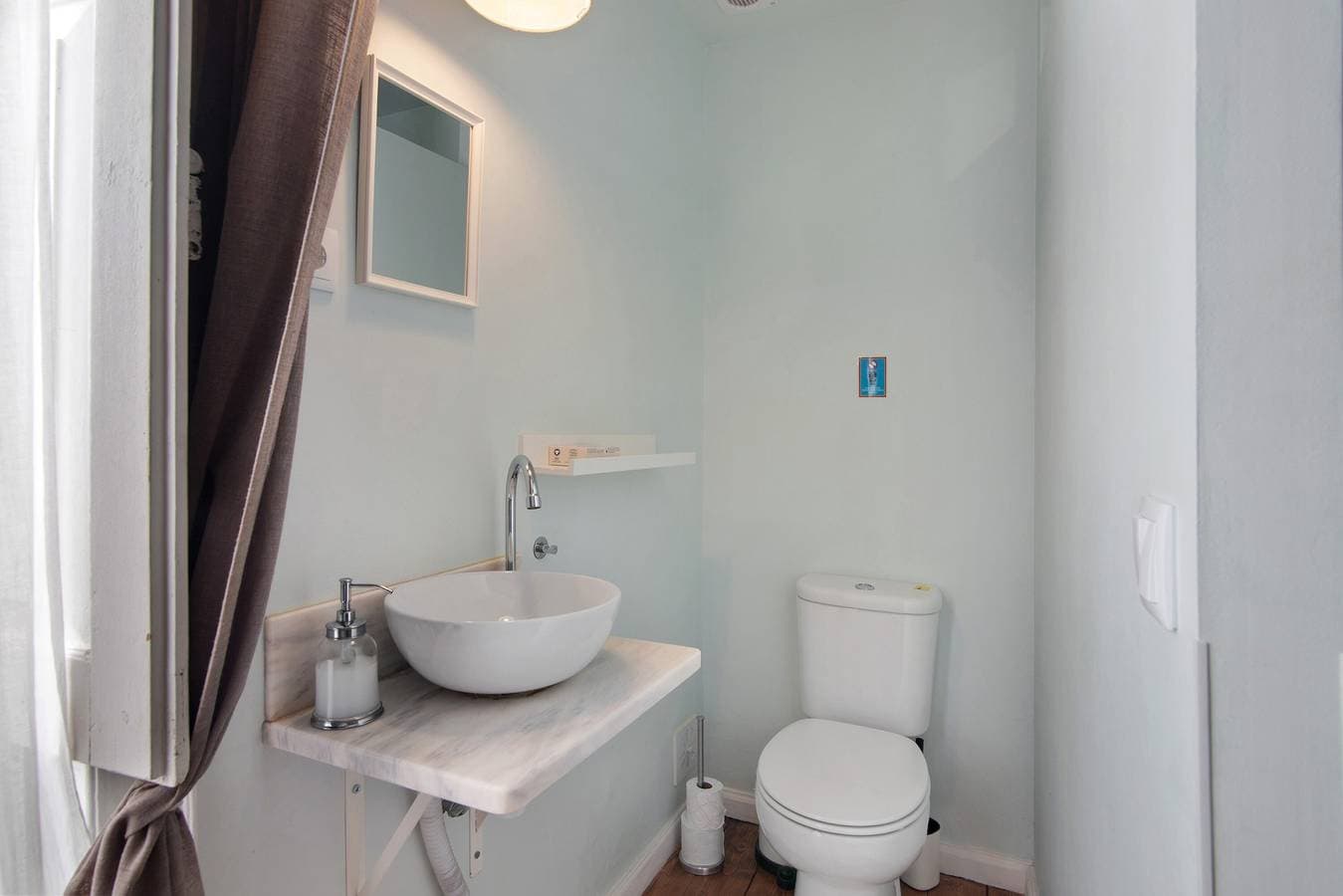 Foto 10 von 30: Zimmer 'Quarto 7' mit gemeinsamer Terrasse, Wi-Fi und Klimaanlage