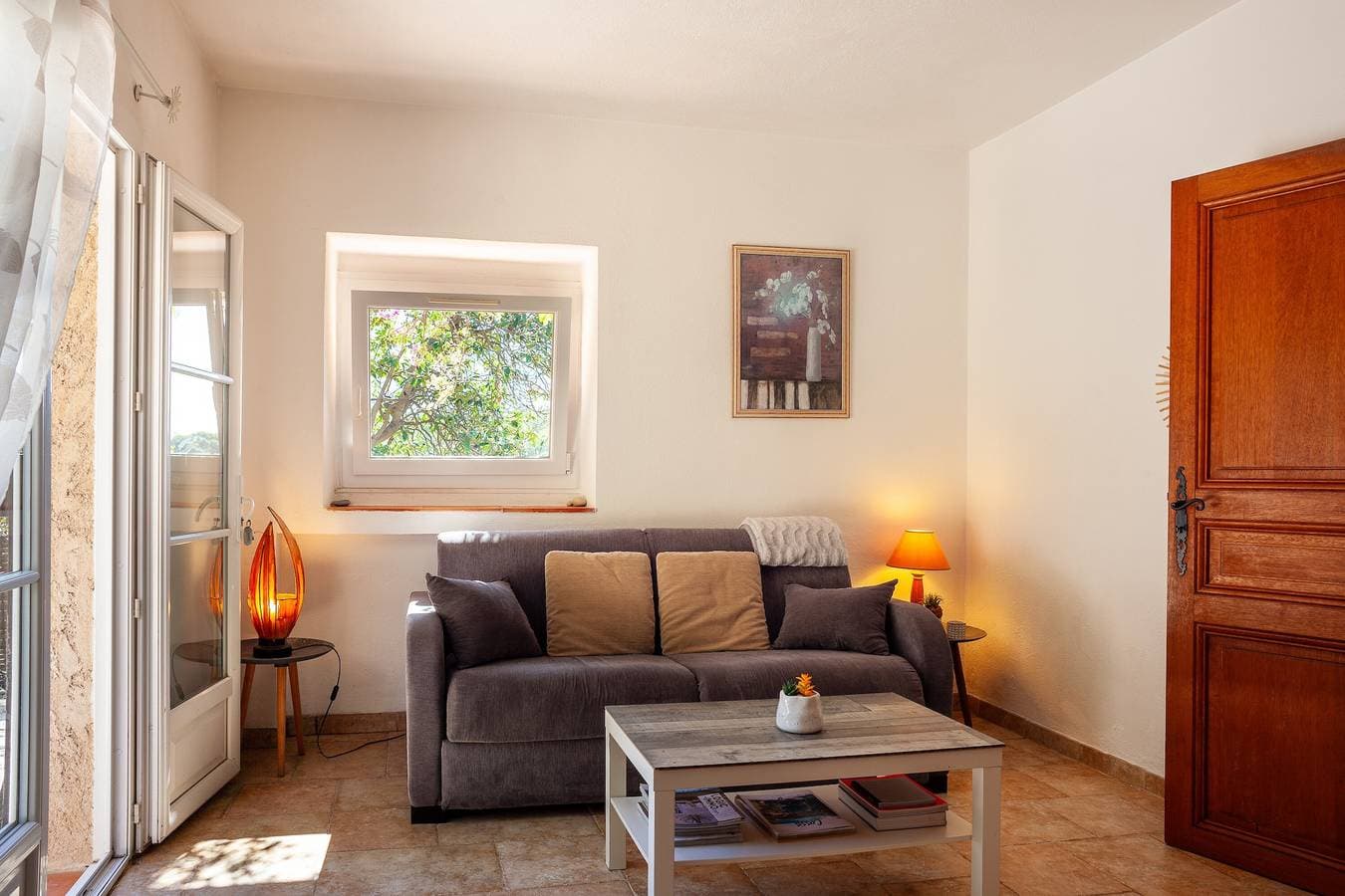 Foto 3 von 26: Apartment „Somptueux mit Garten“, Meerblick, WLAN und Klimaanlage