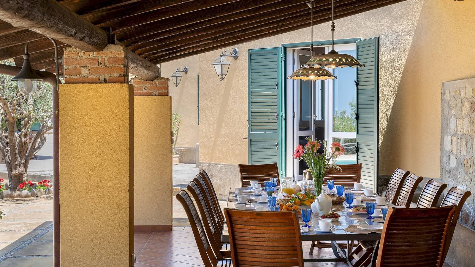 Foto 10 von 47: Villa für 12 Personen mit Garten