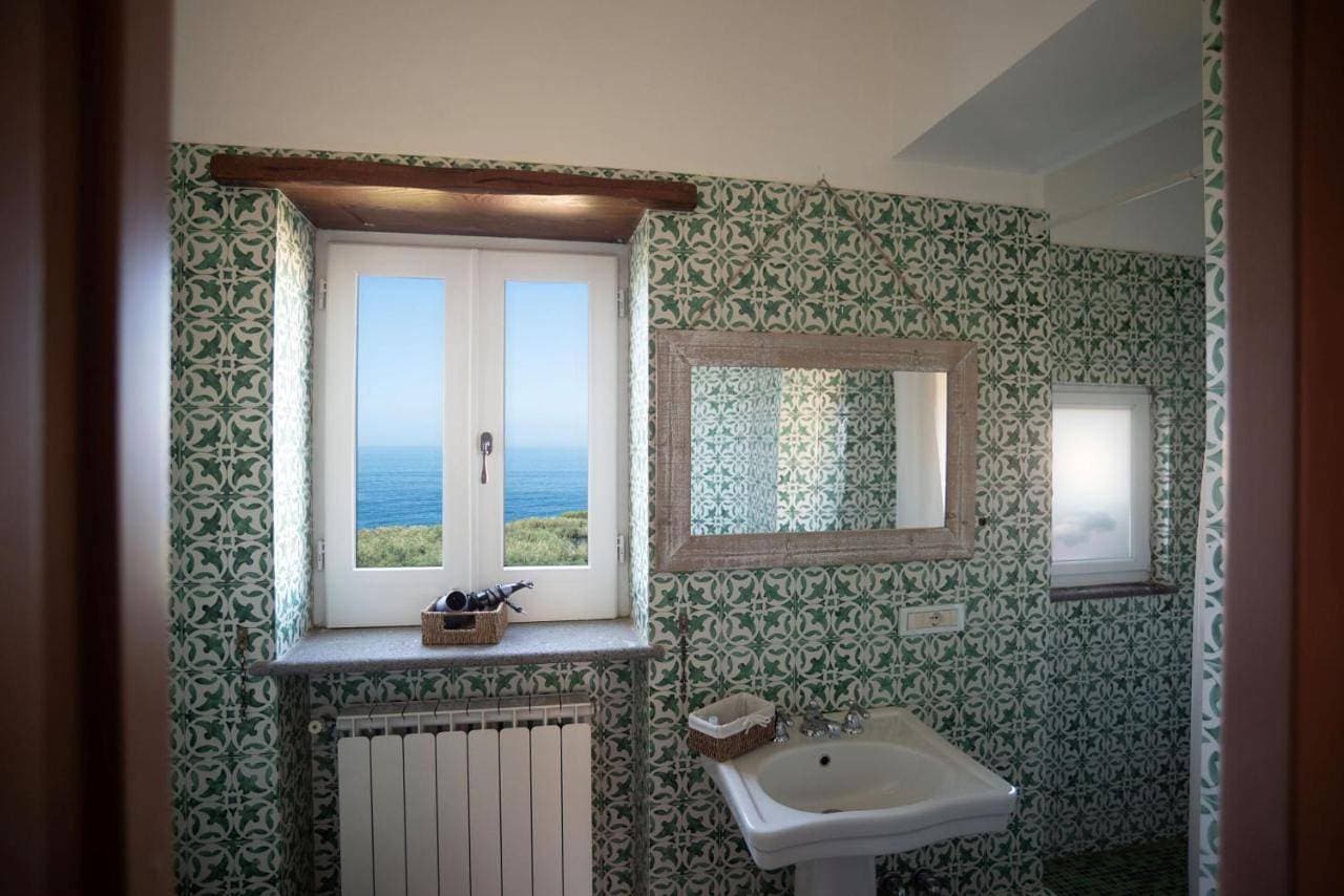 Foto 10 von 11: Double Room with Private Bathroom