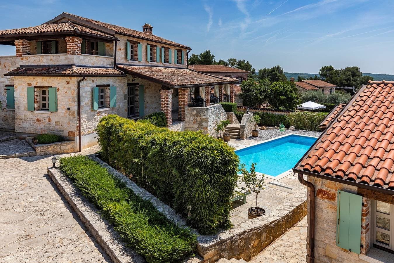 Villa Lathyrus  1