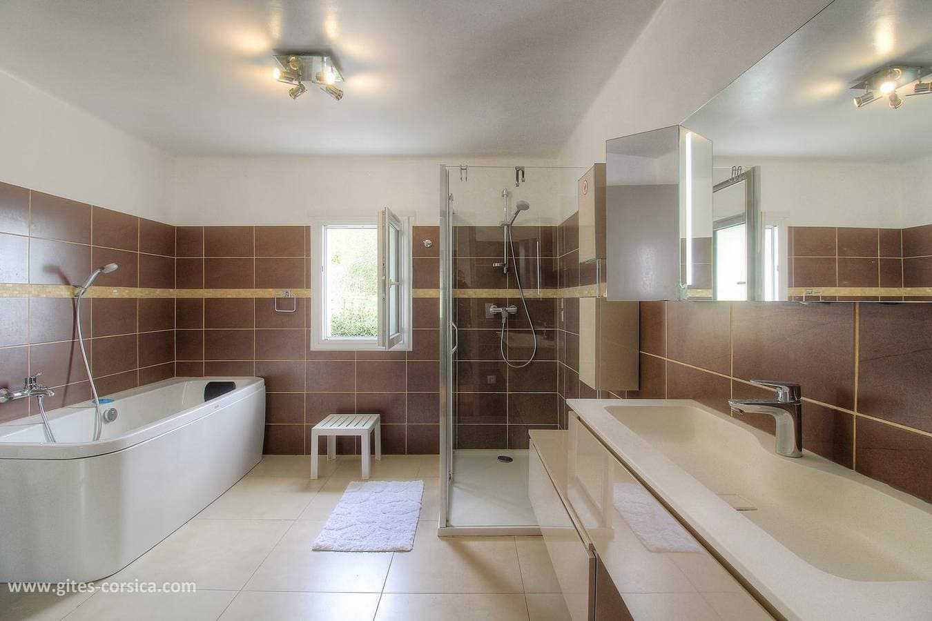 Foto 13 von 34: Pacciale