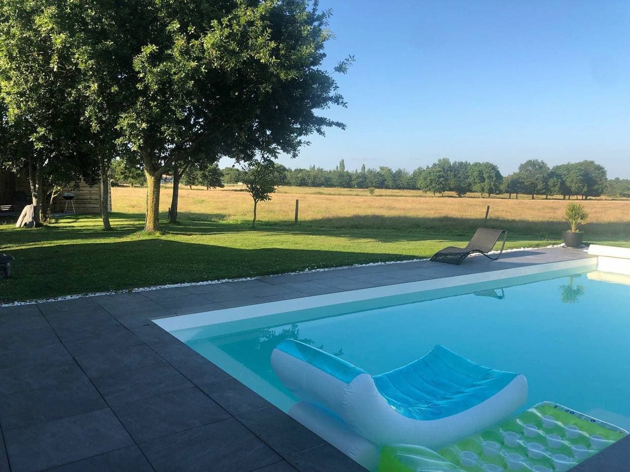 Foto 12 von 15: Charmante cabane calme avec piscine privative chauffée, à deux pas de Clisson et Nantes