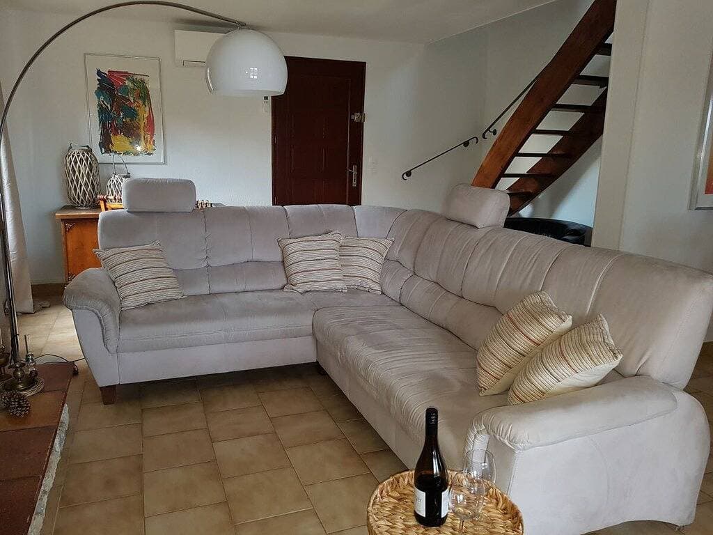 Foto 9 von 40: Ferienhaus in Carces mit Schwimmbecken