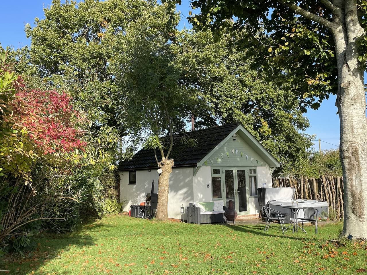 Foto 4 von 41: Lodge für 2 Personen mit Garten