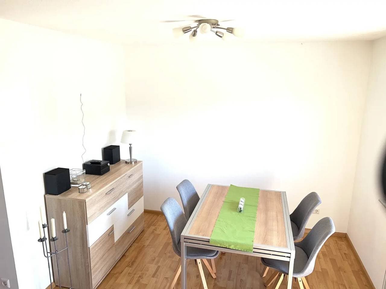 Foto 2 von 12: Apartment 'Schoeni' mit Balkon, WLAN und Klimaanlage