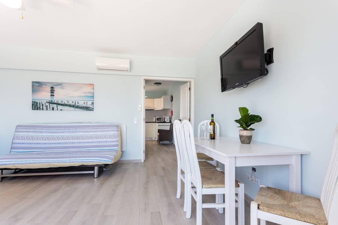 Foto 9 von 31: Mariners (2) - Helle und stilvolle Wohnung - 2 Minuten zu Fuß zum Strand