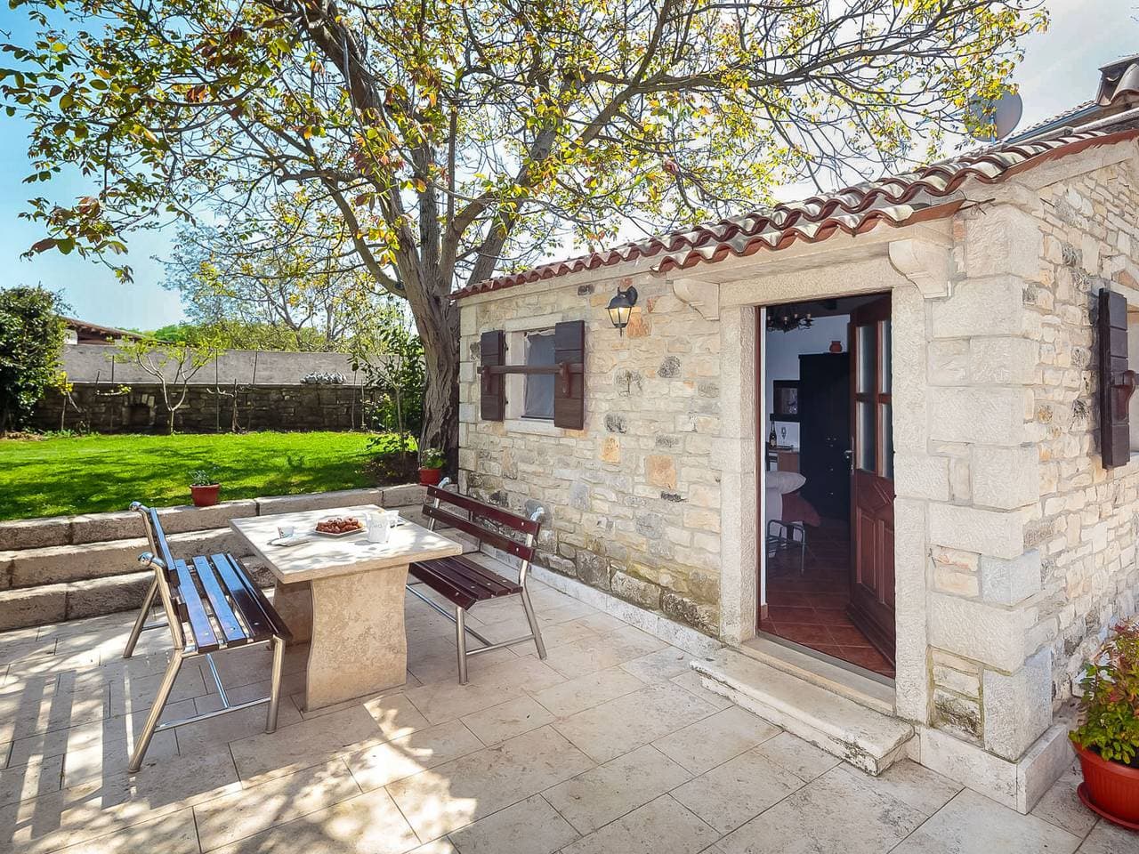 Rovinjsko Selo 6 km von Rovinj: Einfamilienhaus Lišera 1
