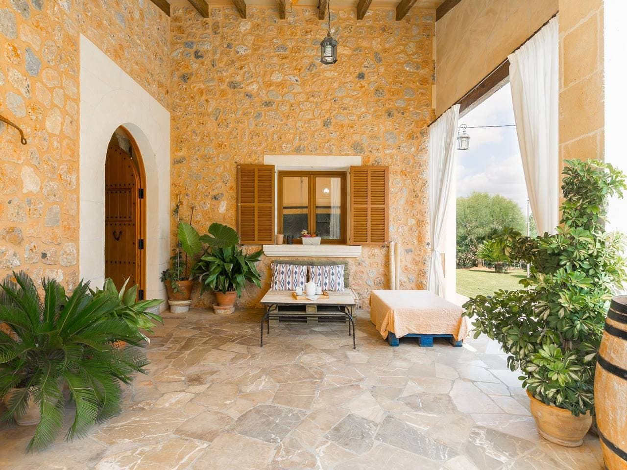 Foto 10 von 27: Es Rafalot - Schöne Villa mit Pool und Garten in Binissalem