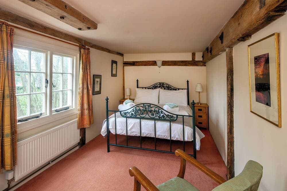 Foto 4 von 24: 5 Schlafzimmer Unterkunft in Wye, near Ashford